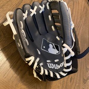 Wilson t-ball glove for left-handed player